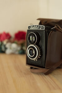 Lire la suite à propos de l’article Peur de l&rsquo;objectif ? Découvrez ma séance photo grossesse « découverte » à Fontainebleau